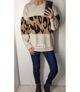 Didesnio dydžio ilgesnis megztinis su vilna